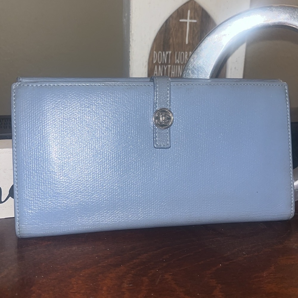 CHANEL Vintage CC Button Long Bifold Wallet Purse Leather Blue Made In Spain EUC